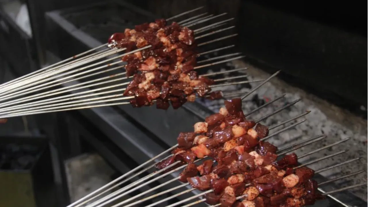 300 liraya satılıyor! Servis gece 00.00’da başlıyor! Günde beş ton tüketiliyor