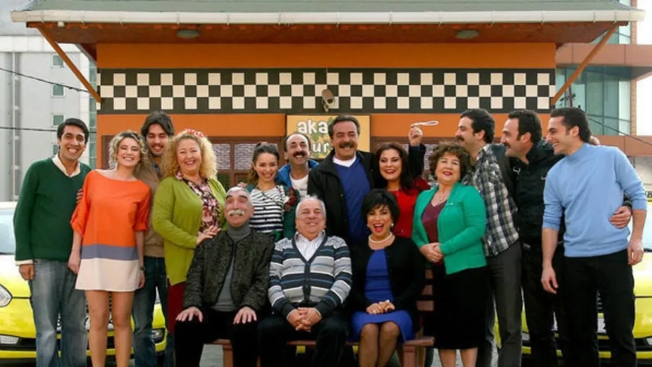 Akasya Durağı’nın senaryosu tamamlanıyor! İbrahim Ethem Aşkın ilk bölümü paylaştı