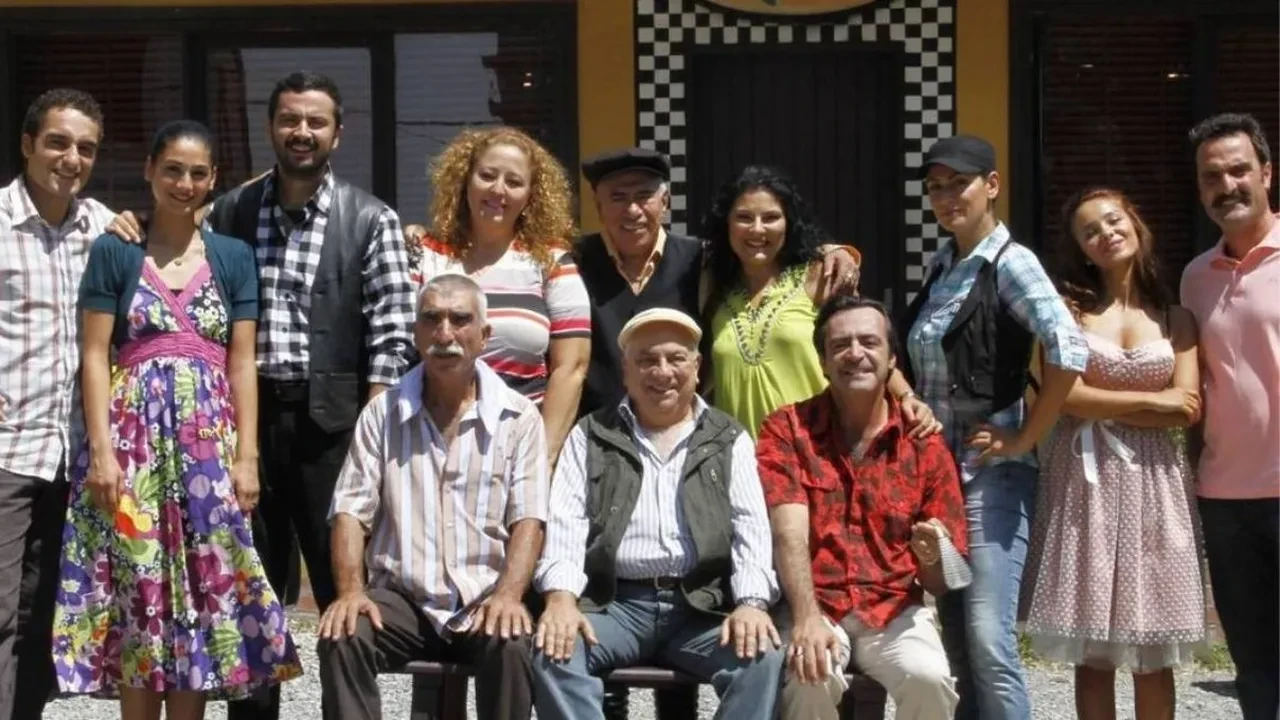 Akasya Durağı’nın senaryosu tamamlanıyor! İbrahim Ethem Aşkın ilk bölümü paylaştı