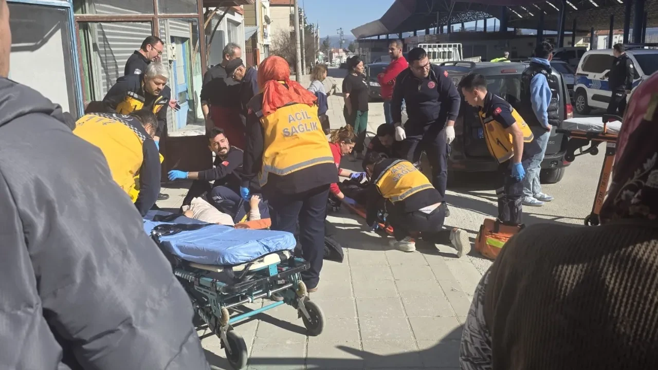 Eski karısını bacağından vurdu, kendisi kolundan vuruldu! Burdur'da büyük dehşet