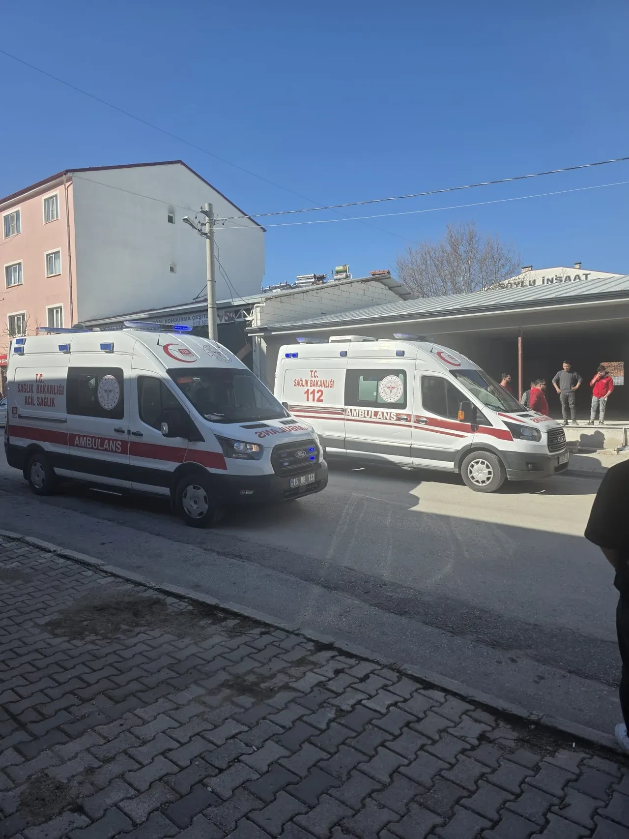 Eski karısını bacağından vurdu, kendisi kolundan vuruldu! Burdur'da büyük dehşet