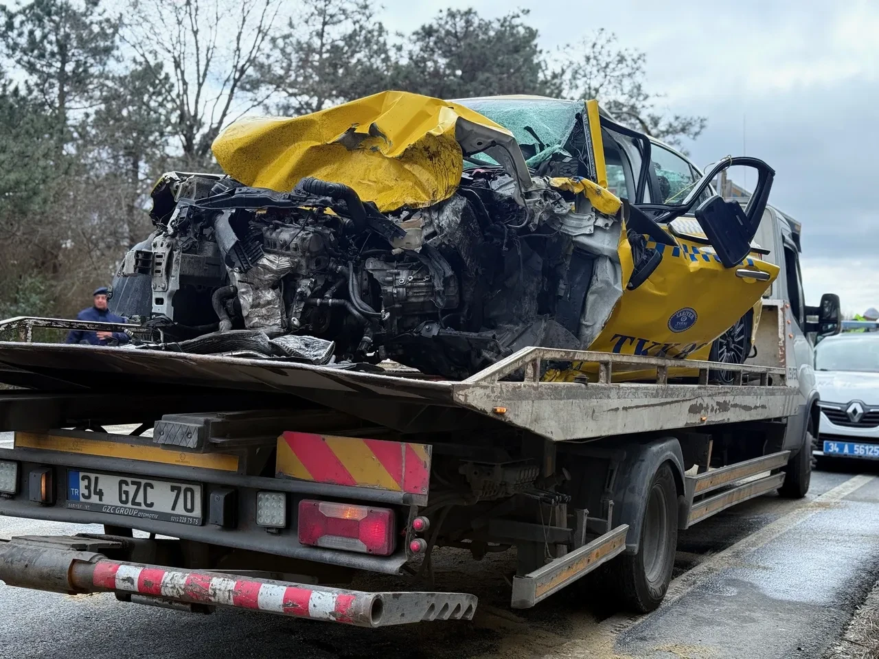 İstanbul'da feci zincirleme kaza! Ölü ve yaralılar var