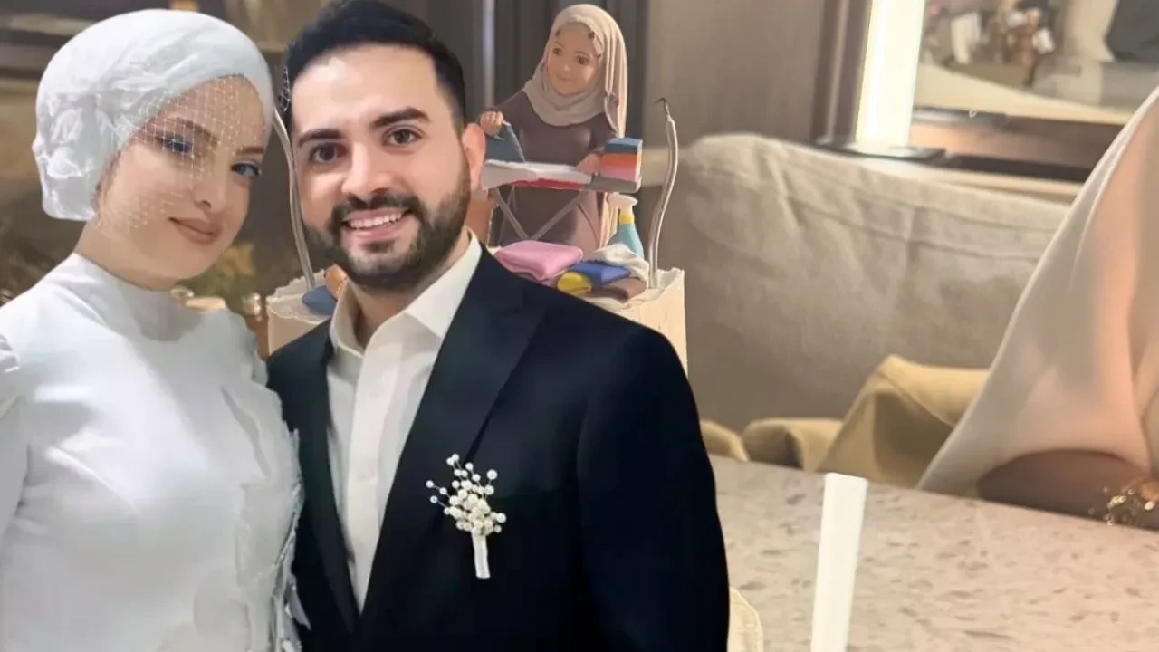 Kadir Ezildi’nin pastasındaki bebek detayı dikkat çekti! Gamze Türkmen'in hamilelik iddiaları güçlendi