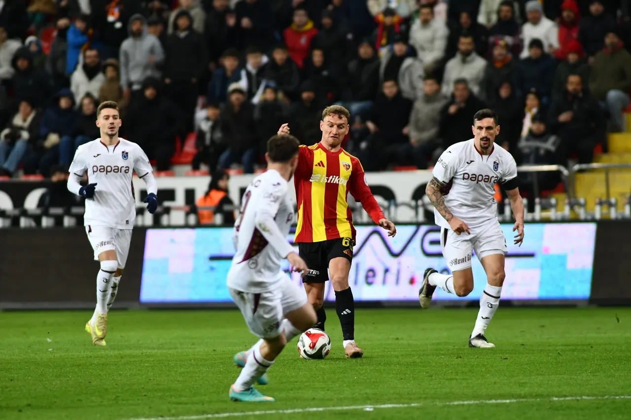 Kayserispor Trabzonspor maç sonucu kaç kaç? Onuachu fırtınası devam ediyor