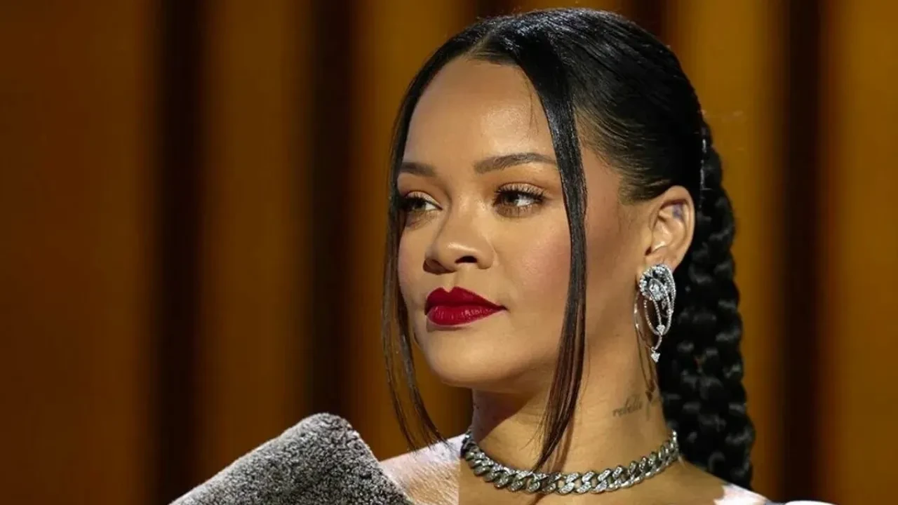 Rıhanna hayatının şokunu yaşadı! Evine ateş açıldı