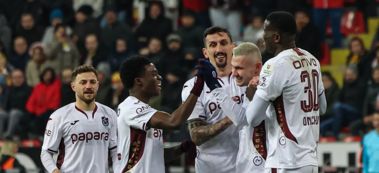 /spor/trabzonspor-kayserispor-deplasmaninda-super-lig-canli-mac-anlatimi-3286944