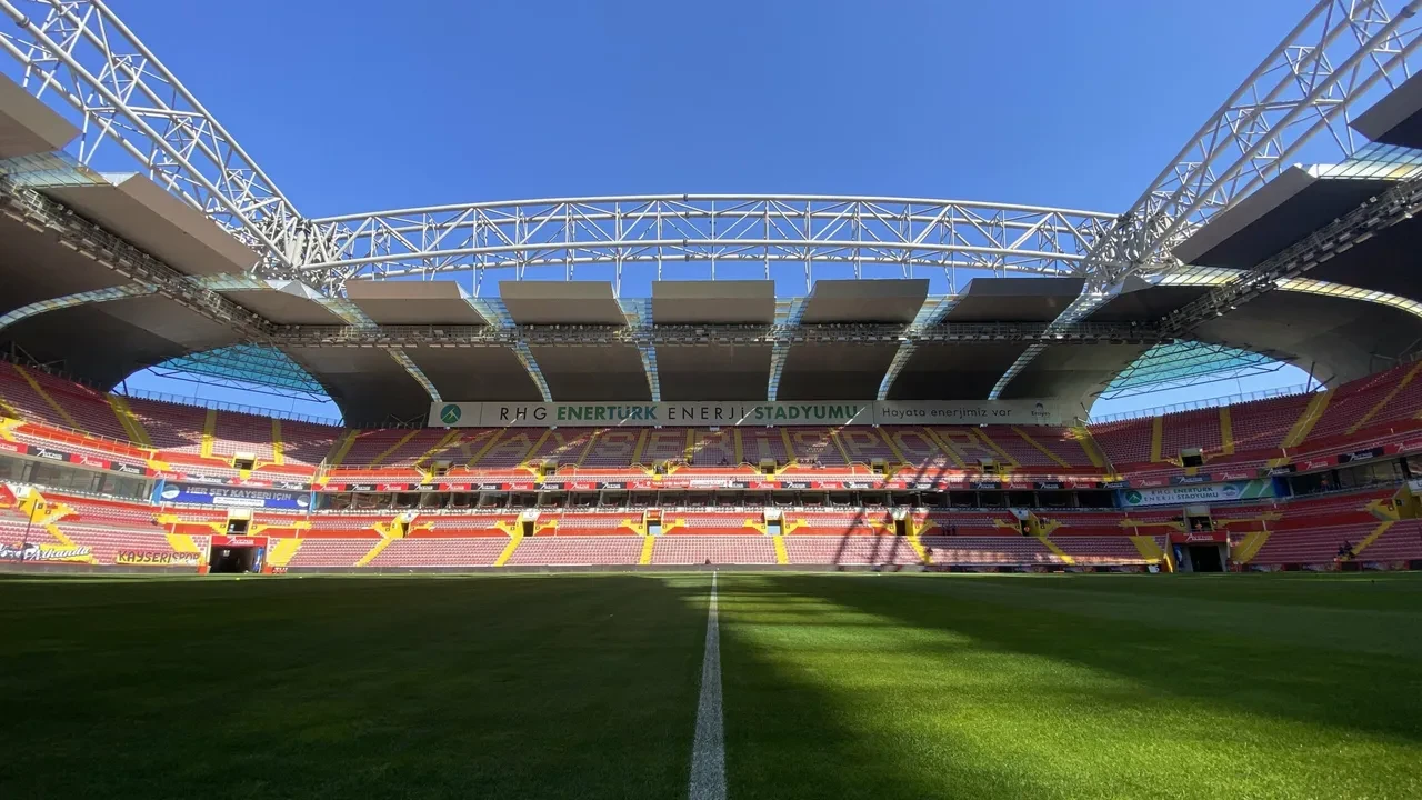 Trabzonspor Kayserispor deplasmanında | SÜPER LİG CANLI MAÇ ANLATIMI