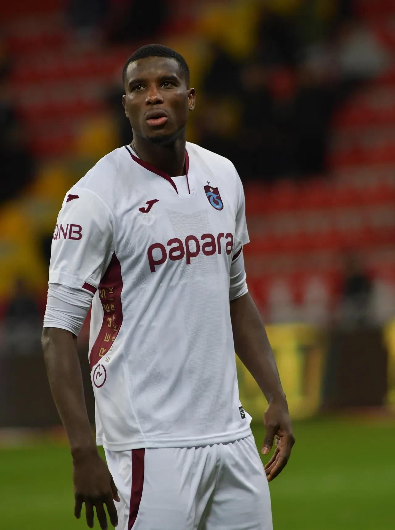 Trabzonspor Kayserispor deplasmanında da kazandı ve Fenerbahçe'yi takibini sürdürdü!