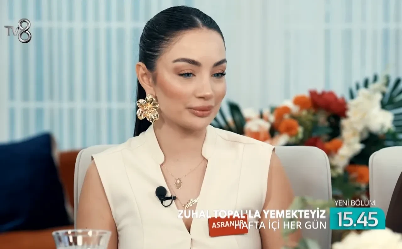 Yemekteyiz Asranur kimdir, kaç yaşında? Yemekteyiz'de sosyal medya fenomeni Asranur Hanım eleştiri yağmuruna tutuldu