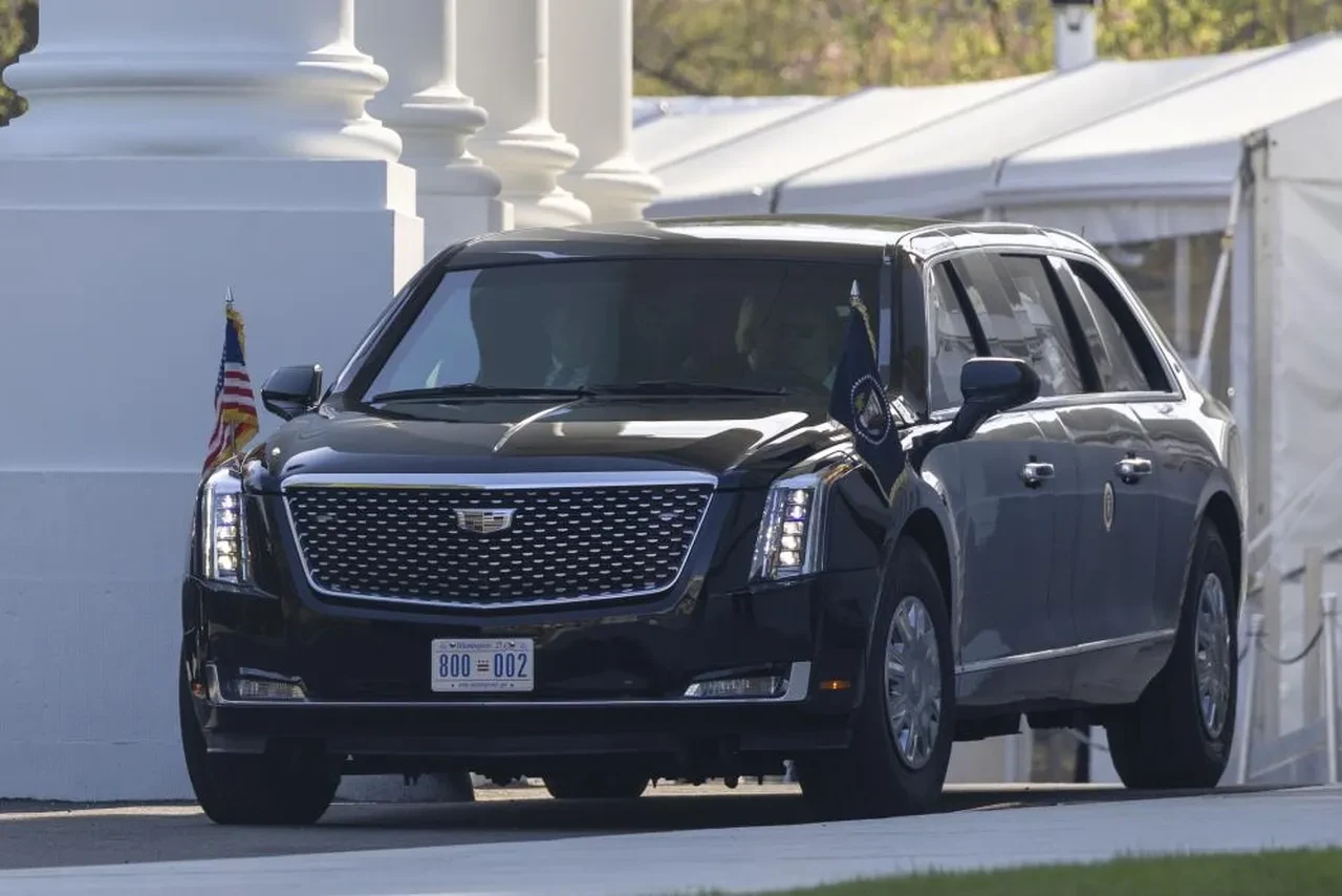 ABD Yüksek Mahkemesi’nde vatandaşlık düellosu: Trump duruşmaya katılan ilk başkan oldu! "Dünyadaki tek aptal ülkeyiz"