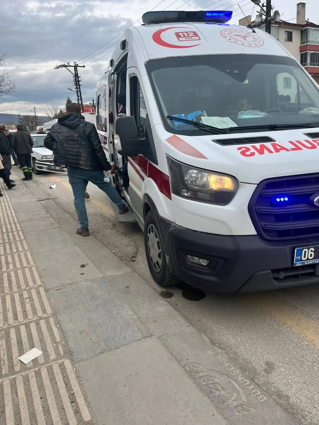 Başkentte zincirleme trafik kazası! Kazada yaralılar var