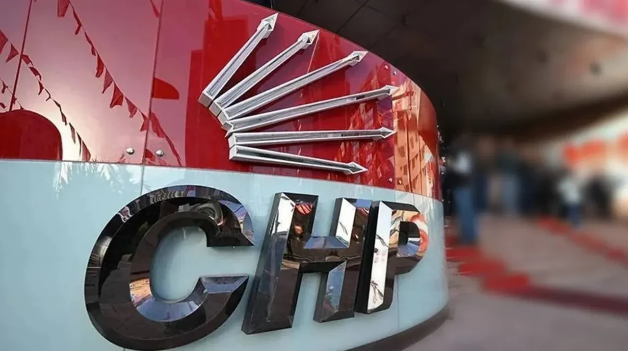 CHP kurultay iptal davası ertelendi mi hangi tarihte yapılacak?