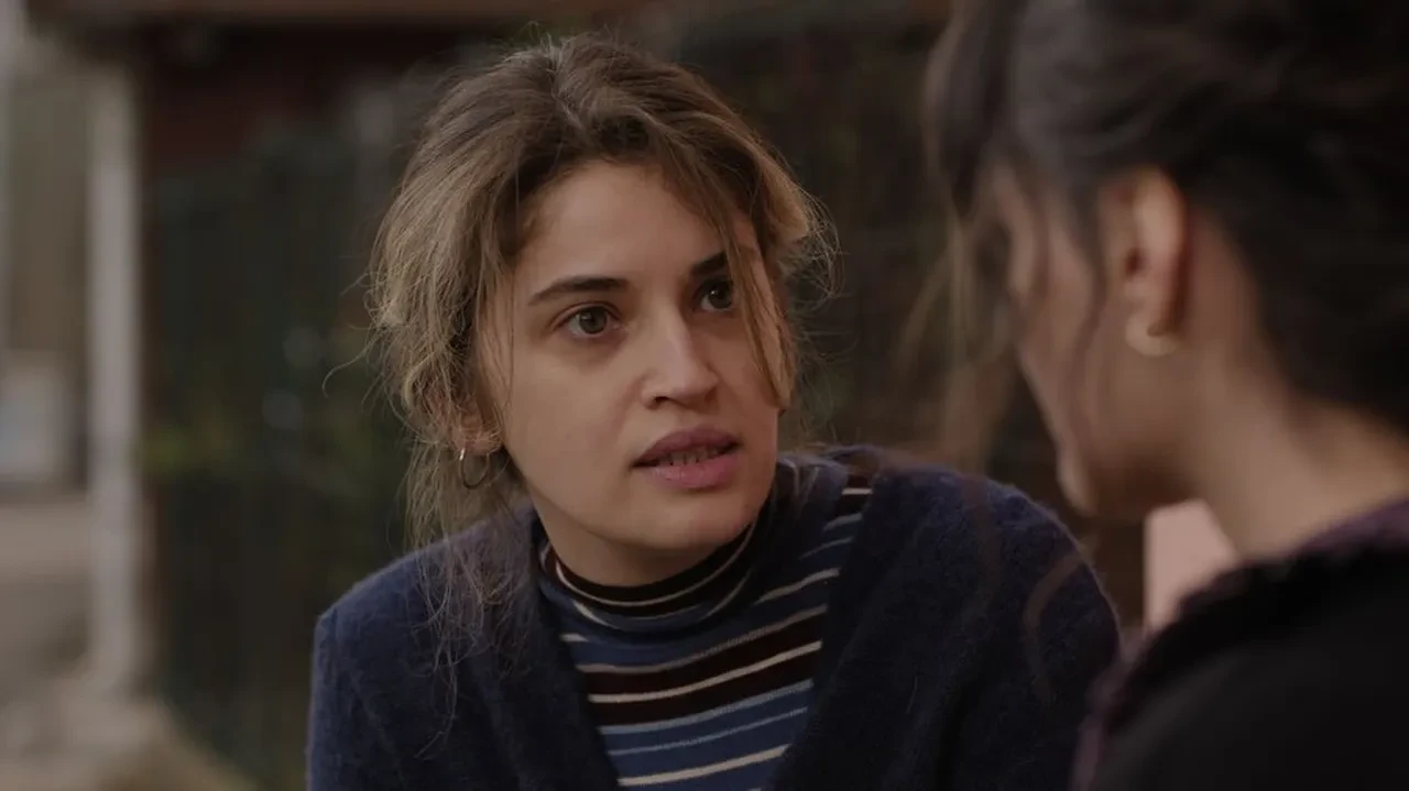 Çirkin dizisi Meryem’in arkadaşı Seher: Buse Badurlar kimdir? Buse Badurlar kaç yaşında, aslen nereli?