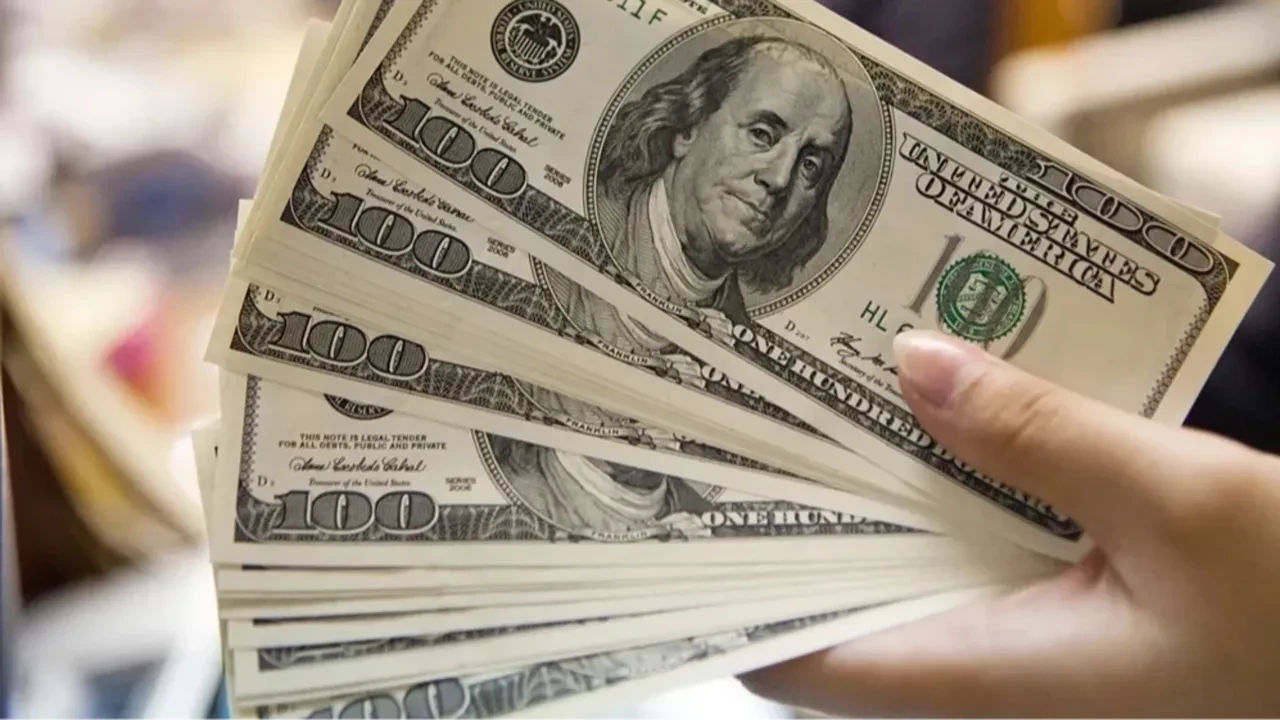 Euro ve dolar vites yükseltti! İşte 1 Nisan 2026 güncel döviz kurları