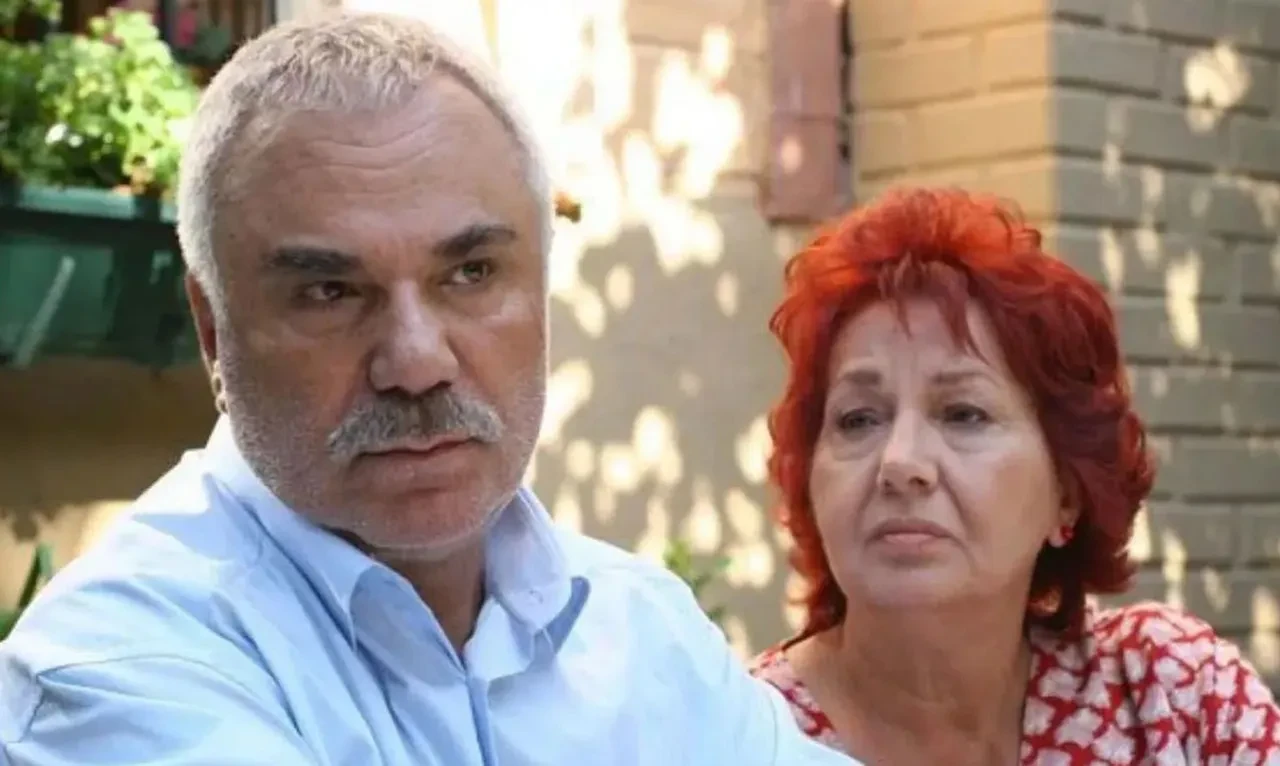 Halil Ergün'den heyecanlandıran Yaprak Dökümü açıklaması! Ali Rıza Bey geri mi dönüyor?