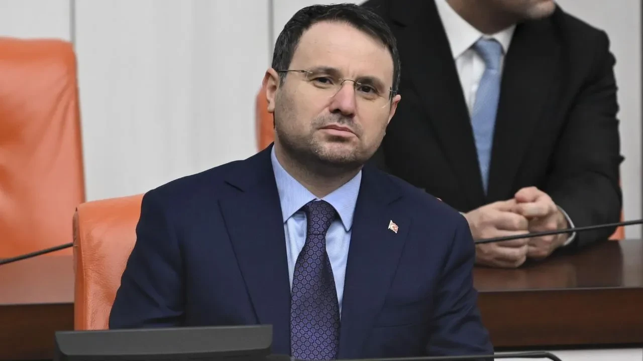 'İmralı'da konut yapılıyor' iddiasına ilişkin Bakan Gürlek'ten açıklama 