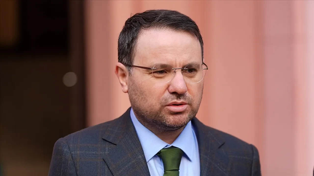 'İmralı'da konut yapılıyor' iddiasına ilişkin Bakan Gürlek'ten açıklama 