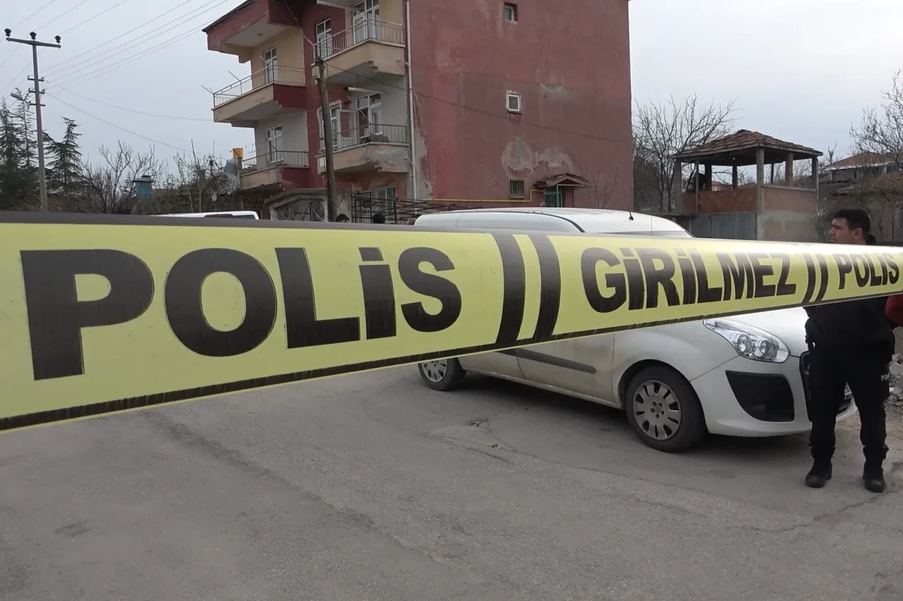 Kırıkkale'de kan donduran cinayet! İki kardeş babalarını öldürdü