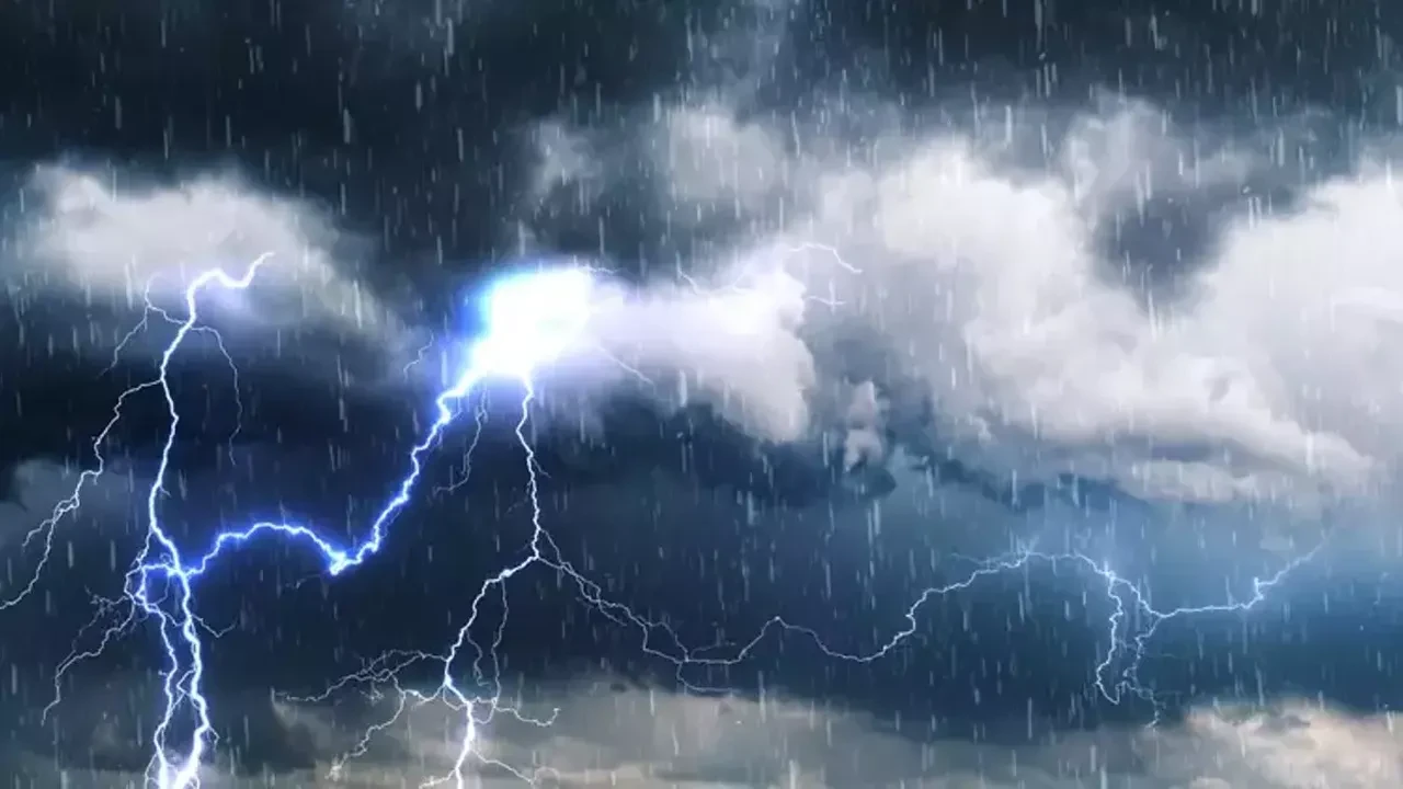 Libya'dan çıktı, Türkiye sınırına dayandı! Bahar bekleyene kötü haber: Gece çamur yağmuru geliyor