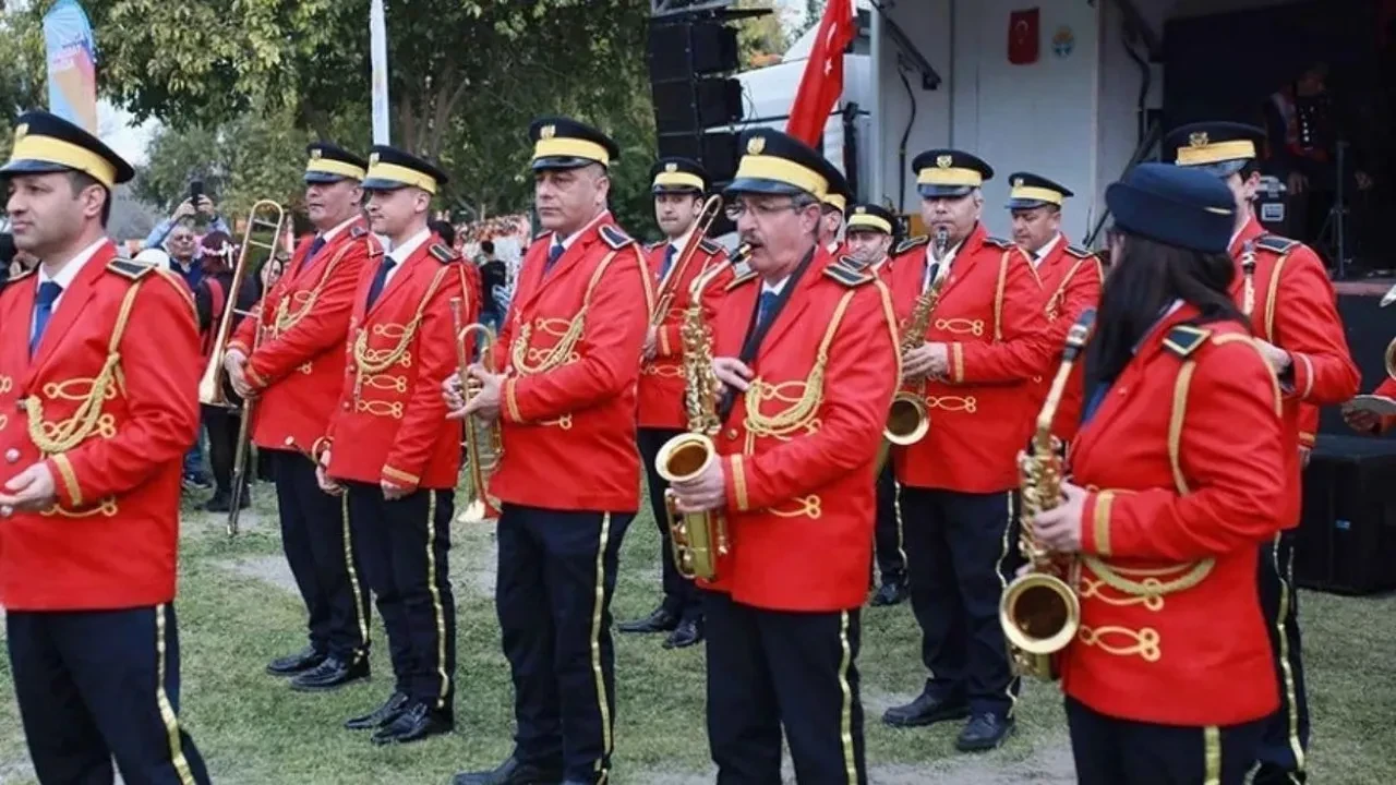 Portakal Çiçeği Festivali 2026 başladı mı? Portakal Çiçeği Festivali 2026 hangi ünlüler geliyor? Portakal Çiçeği Festivali 2026 hangi şehirlerde var?
