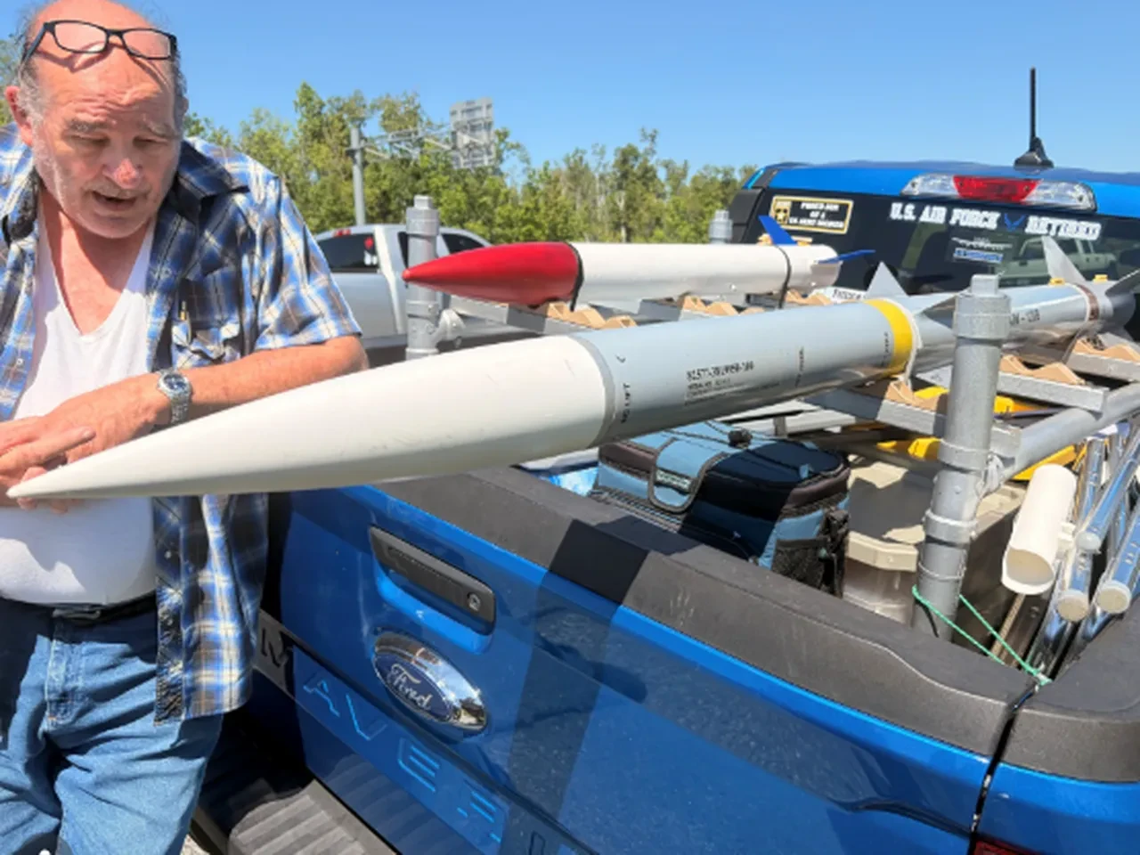 Roket monteli kamyoneti görenler telefona sarıldı! Polis harekete geçti