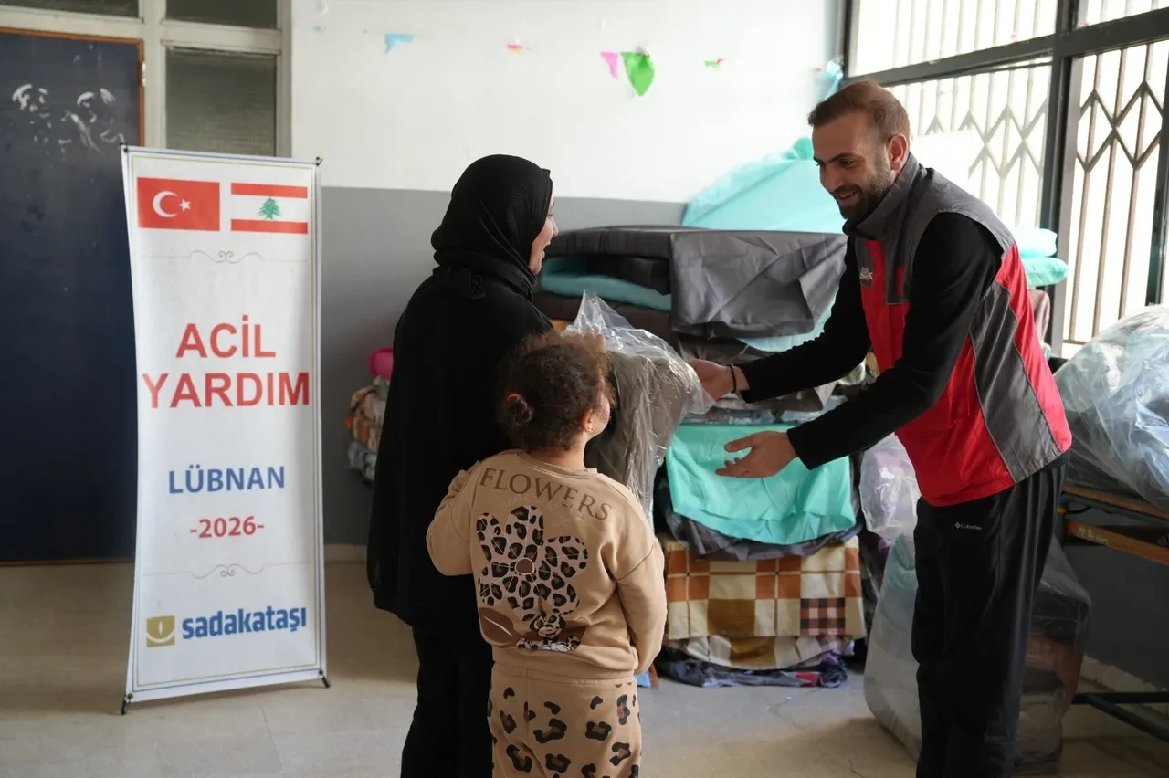 Sadakataşı Lübnan’a acil yardım ulaştırdı