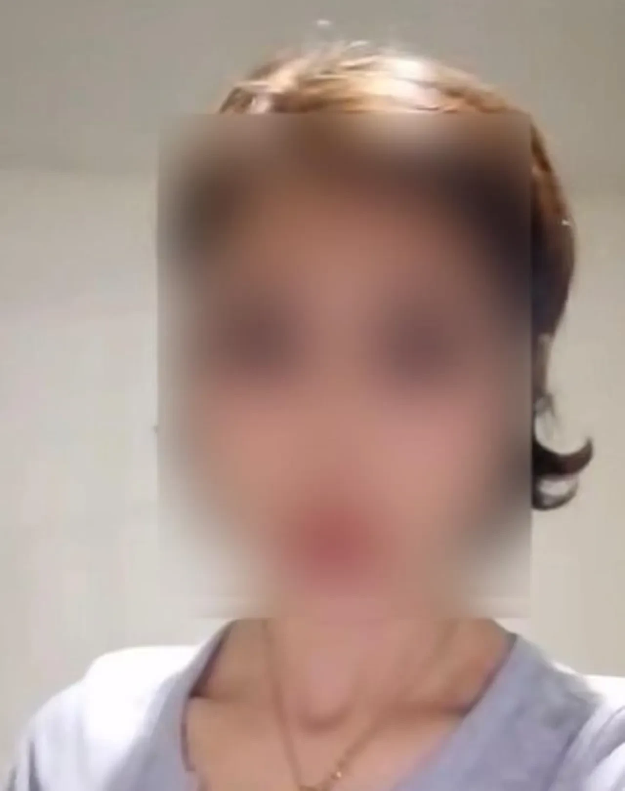 Tiktok'a düştü, assolist olma hevesiyle evini, yuvasını yıktı! Annesinin feryadı yürekleri dağladı