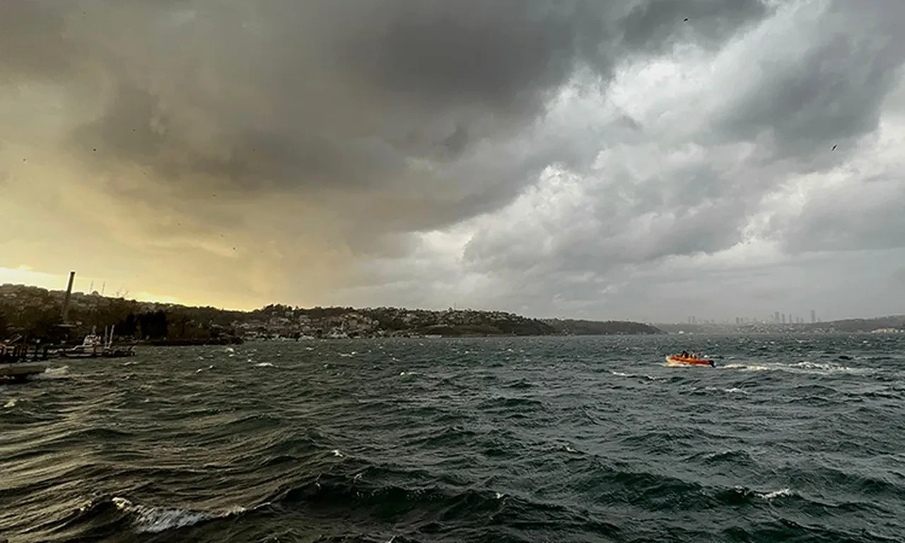 Türkiye’deki yağmurlara İran’daki savaş mı neden oldu? İklim Bilimi uzmanı Prof. Dr. Hüseyin Toros işin aslını anlattı