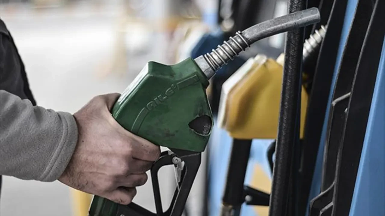 10 Nisan 2026 akaryakıt fiyatları