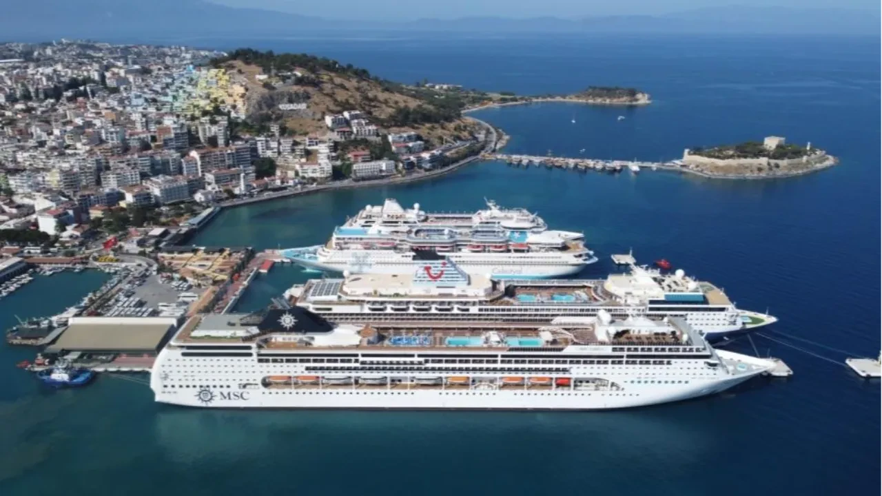 Bakan Uraloğlu duyurdu! Kruvaziyer yolcu sayısında rekor