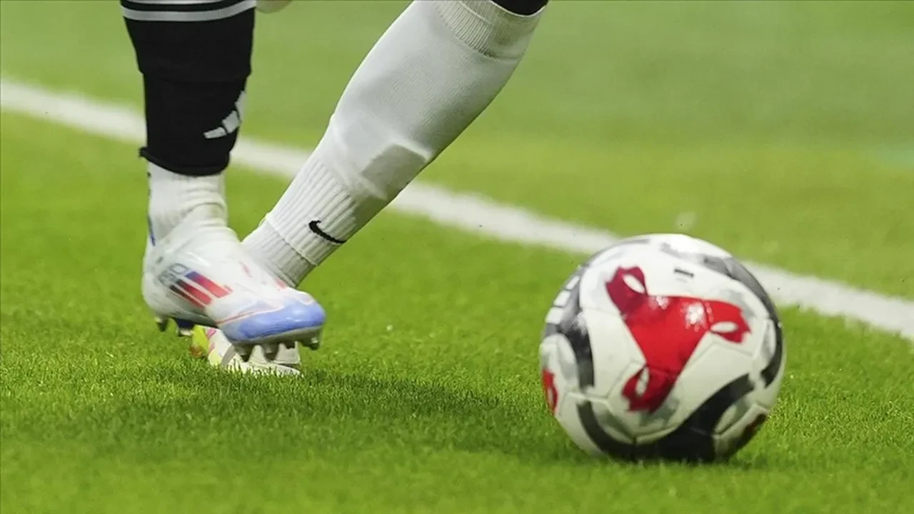 Beşiktaş Antalyaspor CANLI nereden izlenir? Maç kadrosu açıklandı