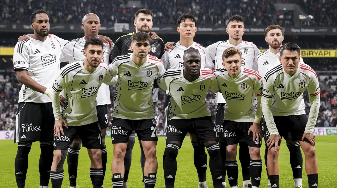 Beşiktaş'ta Sergen Yalçın'dan 'gelecek yıl' vurgusu!