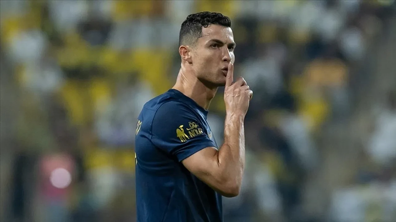 Cristiano Ronaldo hedefte! Suudi Ligi'nin kara gecesinde ağır suçlamalar: Hakem bunu nasıl söyleyebilir?