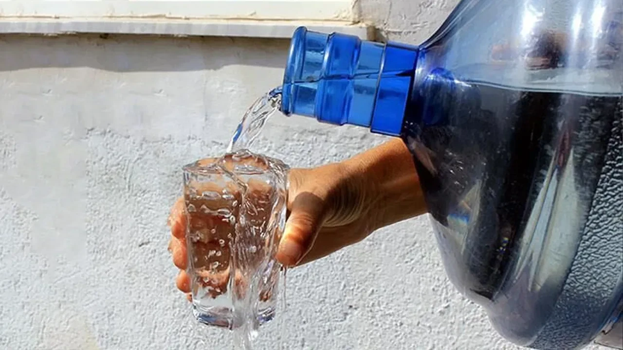 Damacana suya yüzde 40 zam geldi