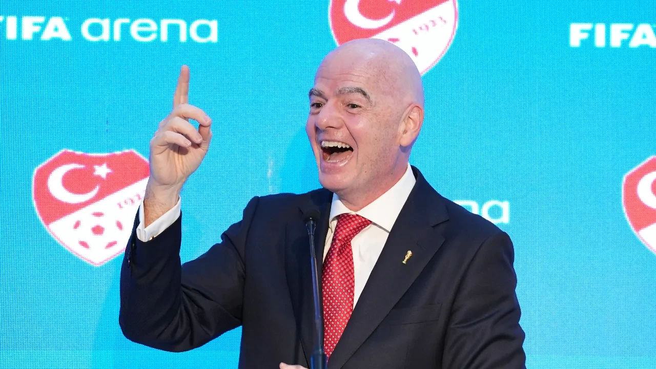 FIFA Başkanı Gianni Infantino'dan 'Türkiye' tezahüratı!