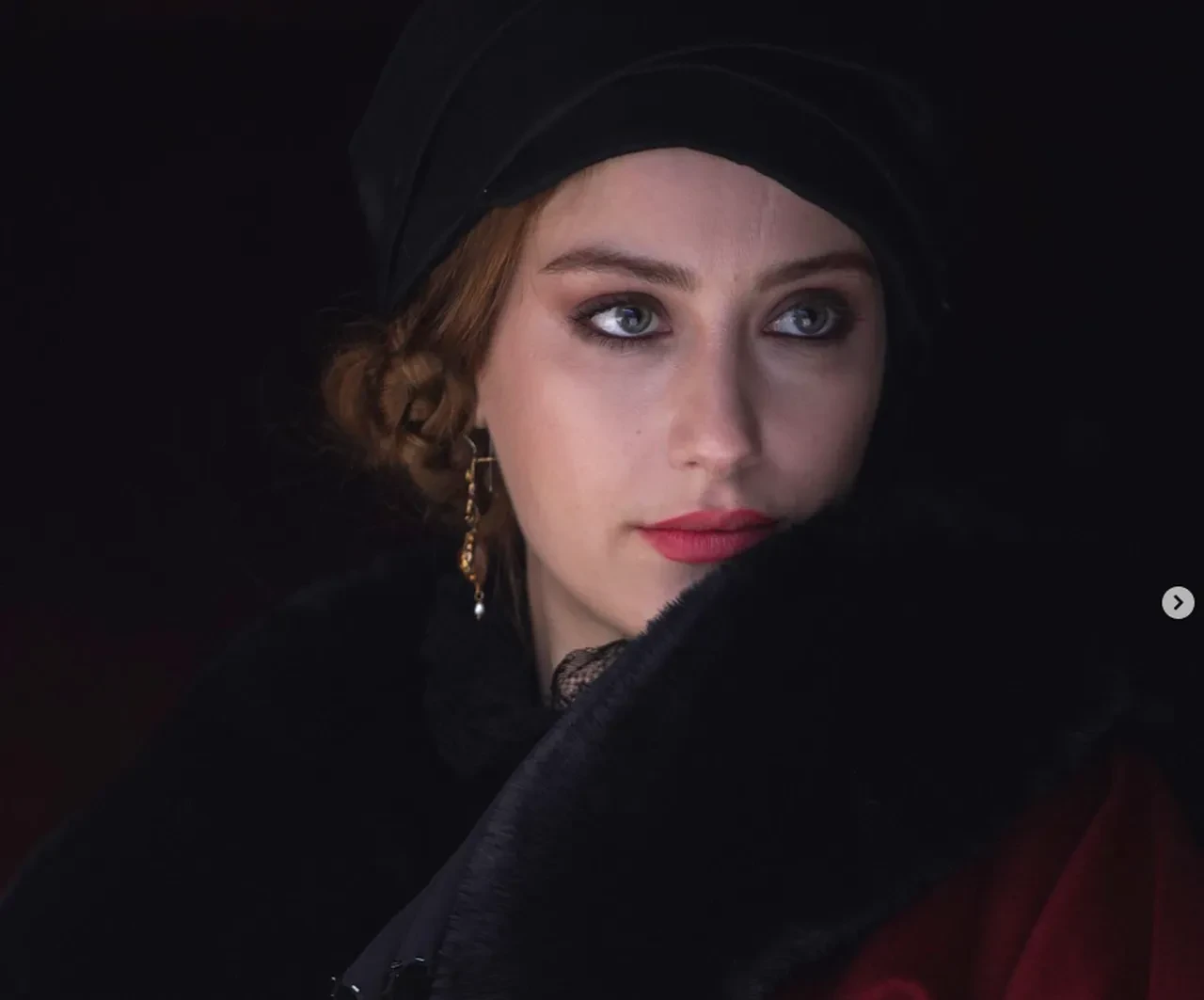 Hazal Kaya terapi açıklamasıyla yine gündemde: Harcadığım parayla zengin olurdum