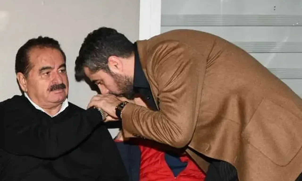 İbrahim Tatlıses ve oğlu Ahmet Tatlıses neden küs? Ahmet Tatlıses'in annesi kim?