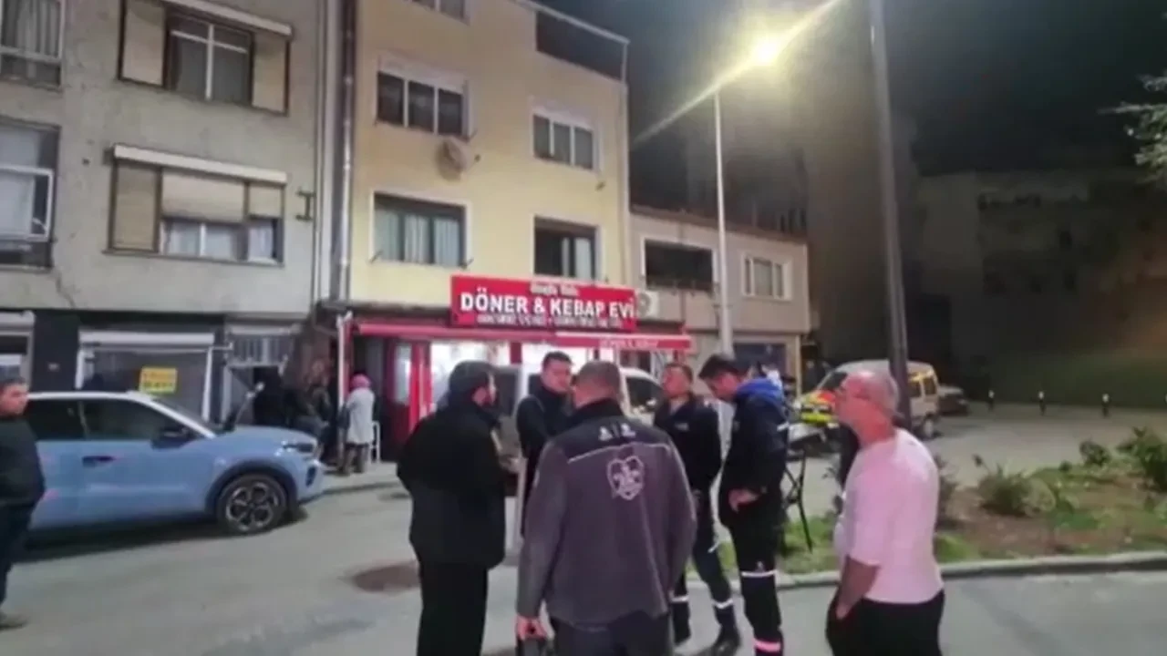 İstanbul'da 4 katlı binada metan gazı patlaması!