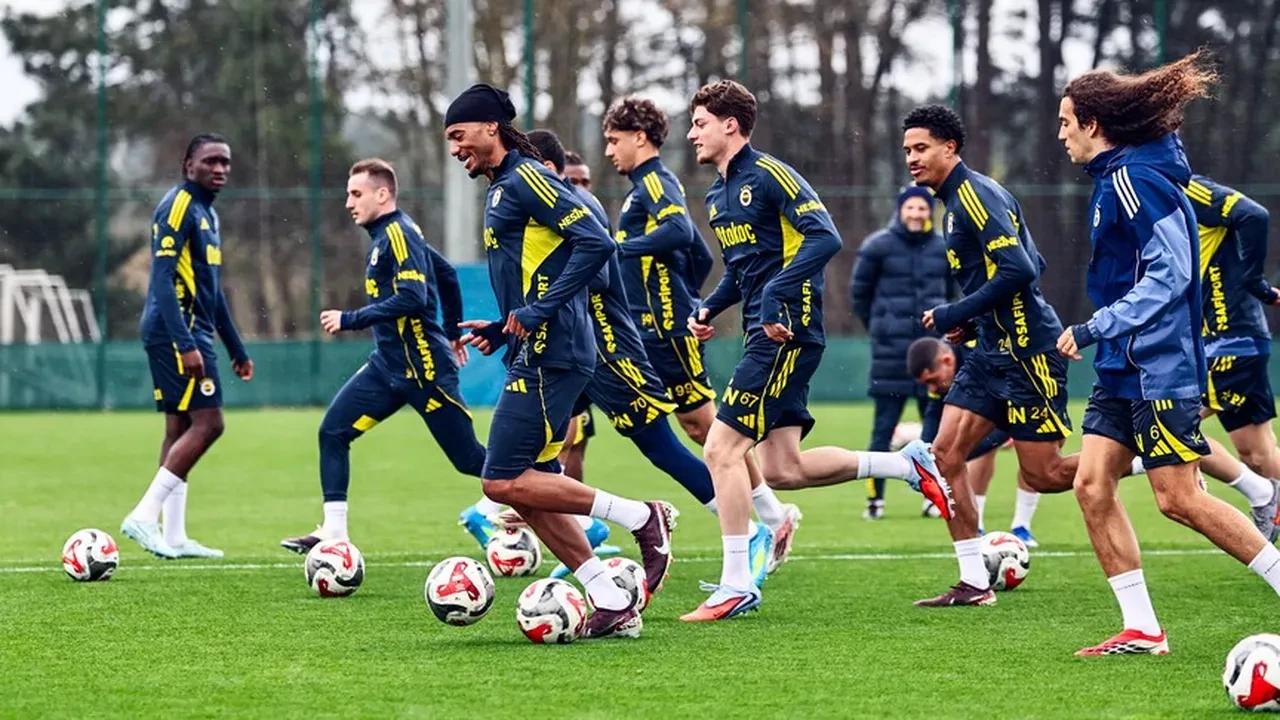 Kayserispor Fenerbahçe maç kadrosu ve muhtemel 11 belli oldu