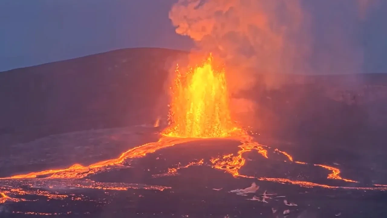 Kilauea’da 44. perde kapandı: 8 saatlik devasa patlama