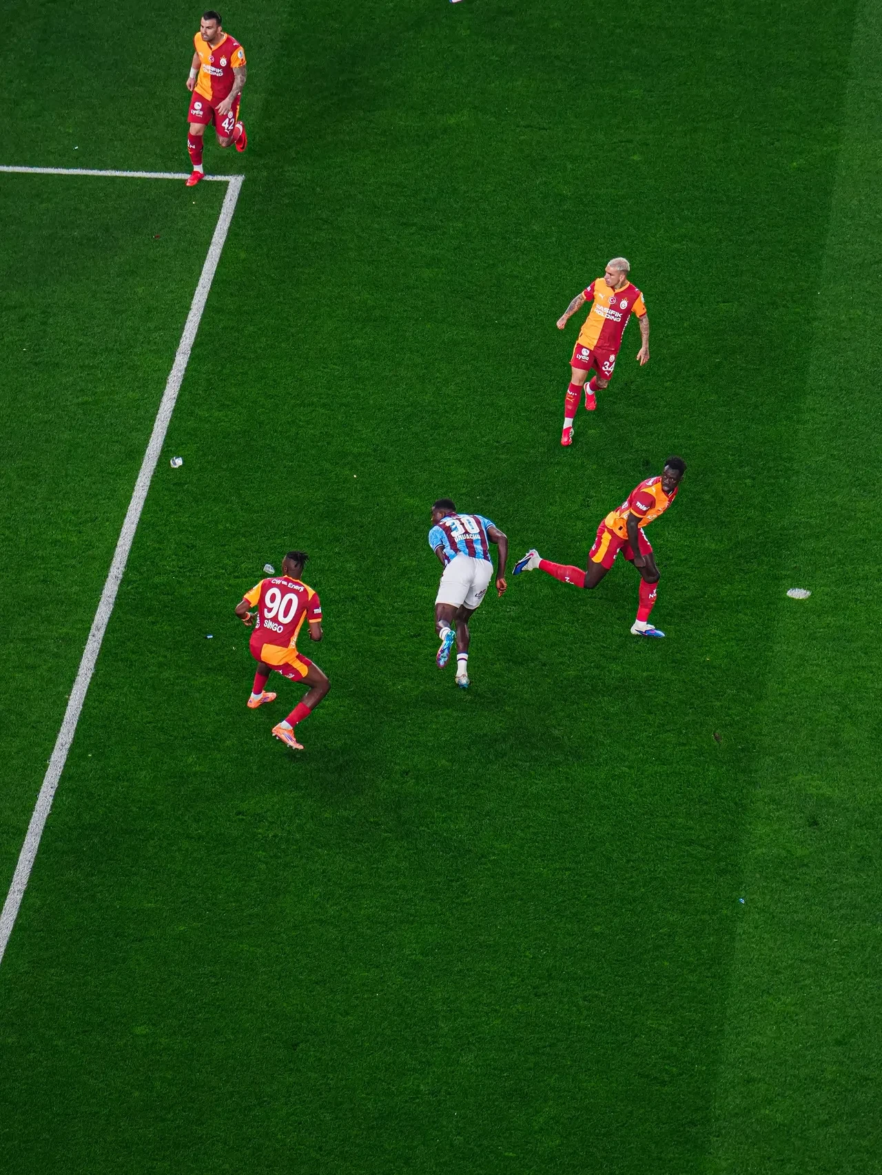 Trabzonspor Alanyaspor deplasmanında | SÜPER LİG CANLI MAÇ ANLATIMI