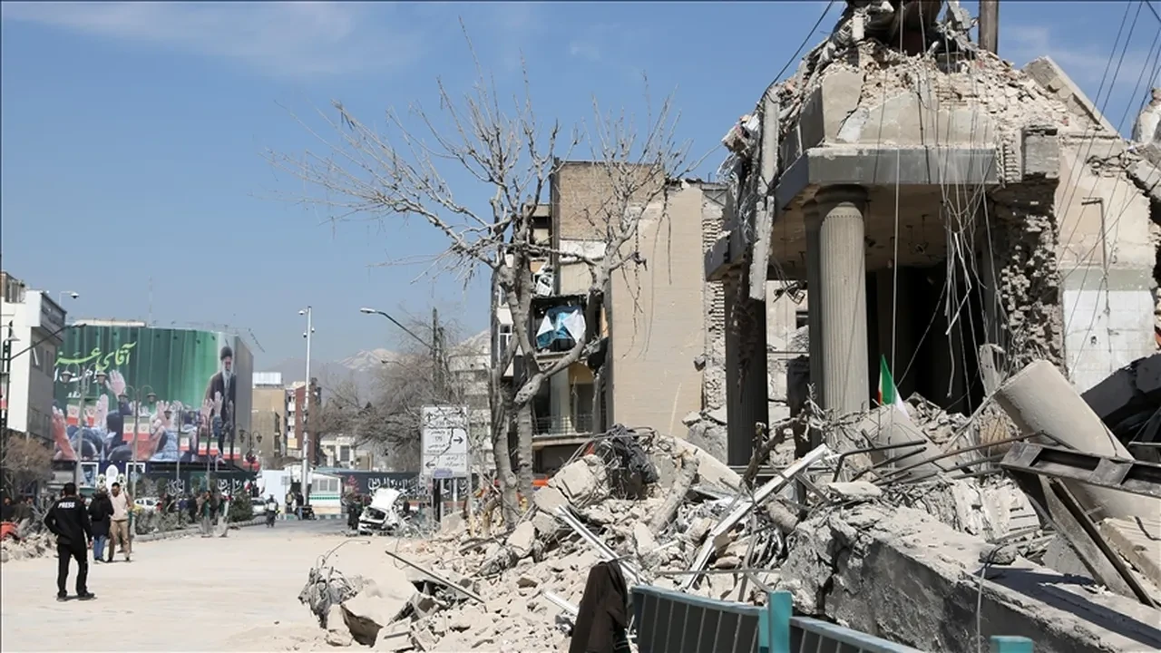 Trump'tan İran'a yeni tehdit: Anlaşma olmazsa güç kullanırız