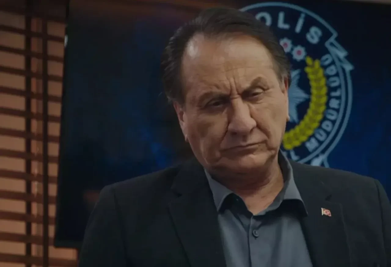 Arka Sokaklar 746. bölümde büyük çatışma! Arka Sokaklar yeni bölüm Rıza Baba'ya ne olacak, gözaltına mı alındı?