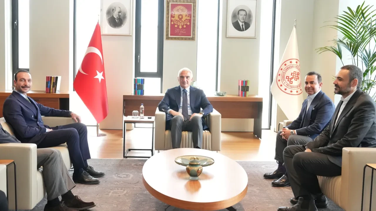 Bakan Ersoy Görkem Sevindik ile bir araya geldi: Tehditlere karşı ortak duruş