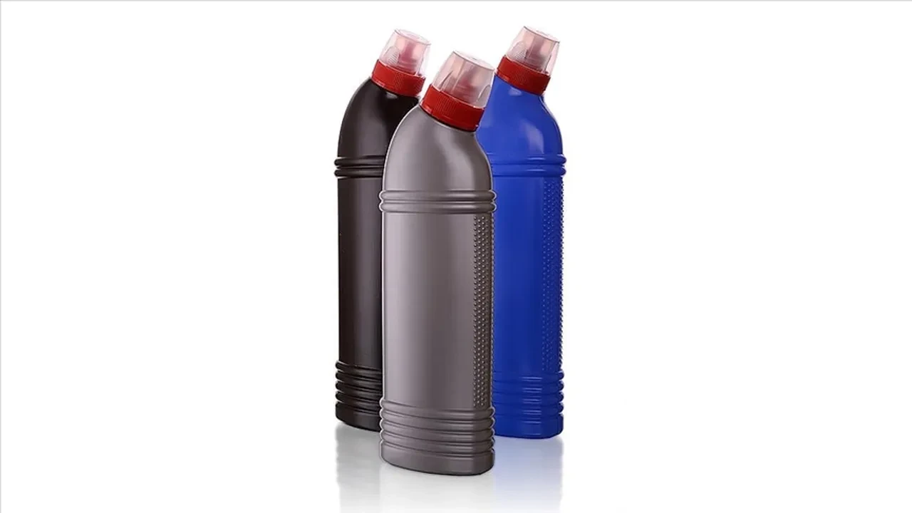 Çamaşır suyunun pabucunu dama atan yöntem! Sararmış fayans aralarını sadece 3 dakikada kar gibi bembeyaz yapabilirsiniz