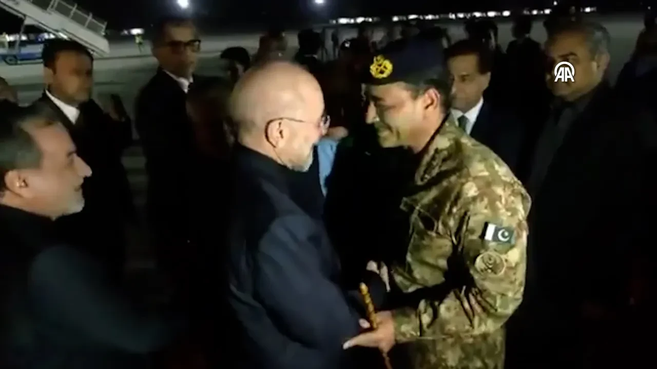 Dünyanın gözü kulağı Pakistan'daki kritik görüşmelerde! ABD ve İran heyetleri İslamabad'a ulaştı