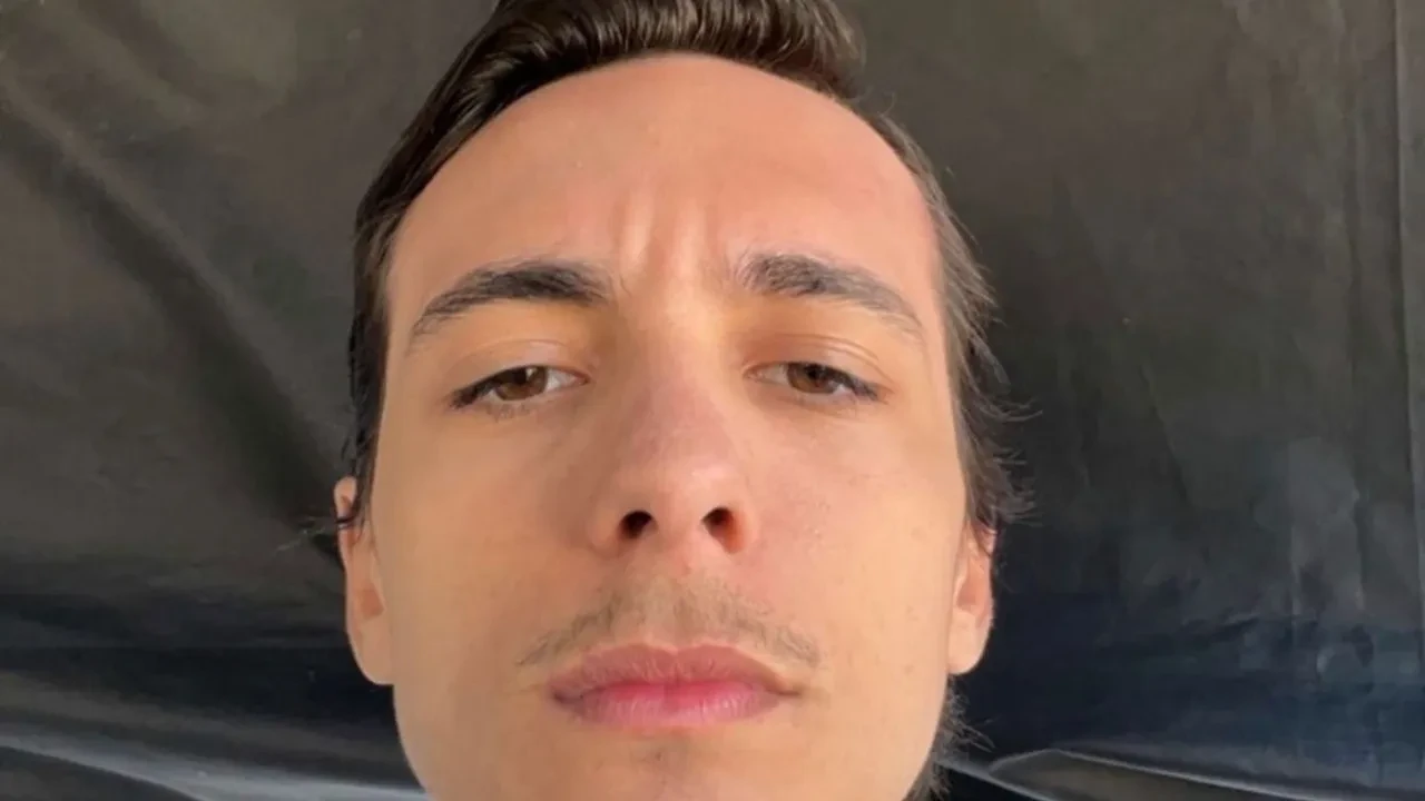 Emir Berke Zincidi Palas Pandıras dizisi kadrosunda! Öyle Bir Geçer Zaman Ki’nin Osman’ı Osi karakteriyle geliyor! 