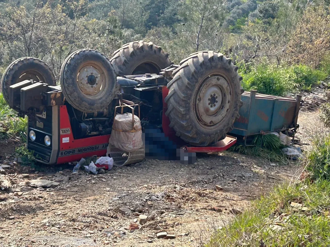 Feci kazada aynı aileden 3 kişi can verdi! Manisa'da acı olay