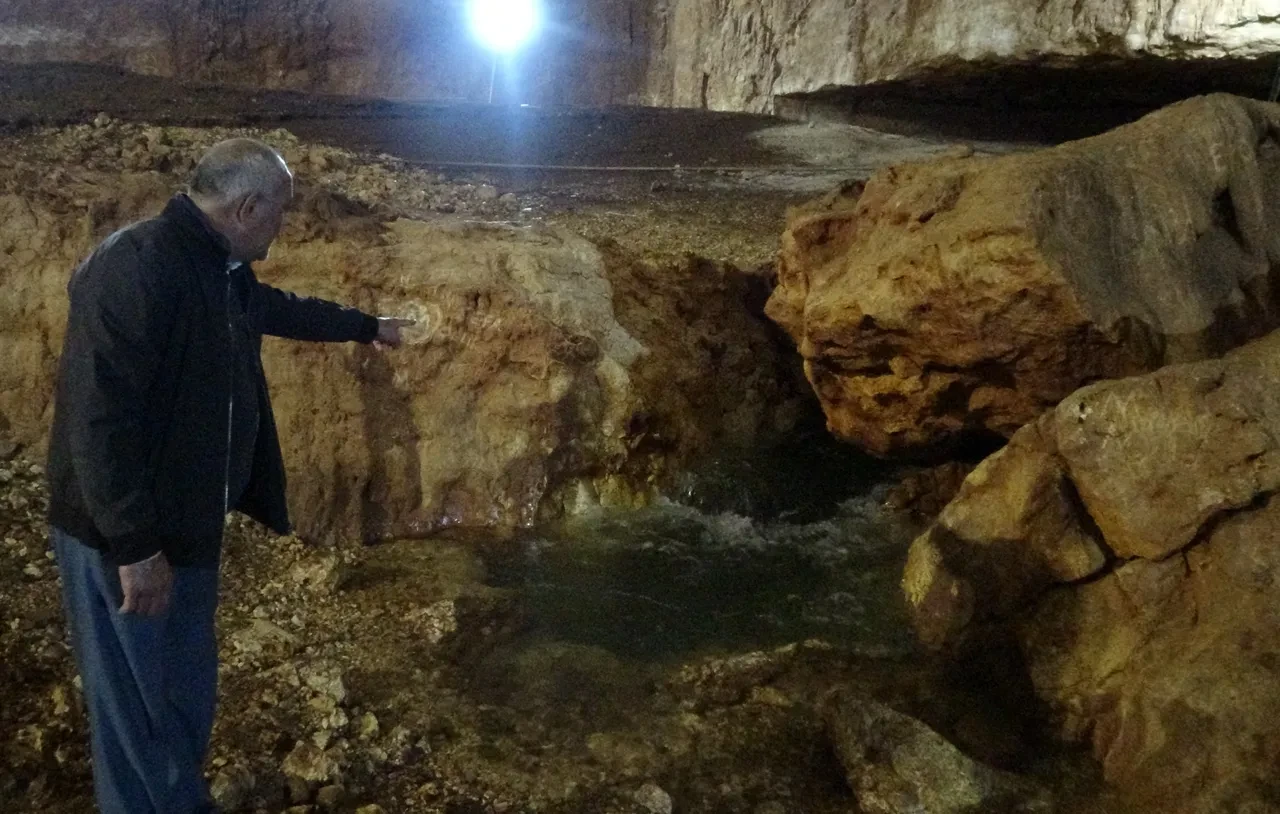 Mersin'de 13 yıl sonra bir ilk yaşandı! Cennet Obruğu'ndan su çıktı