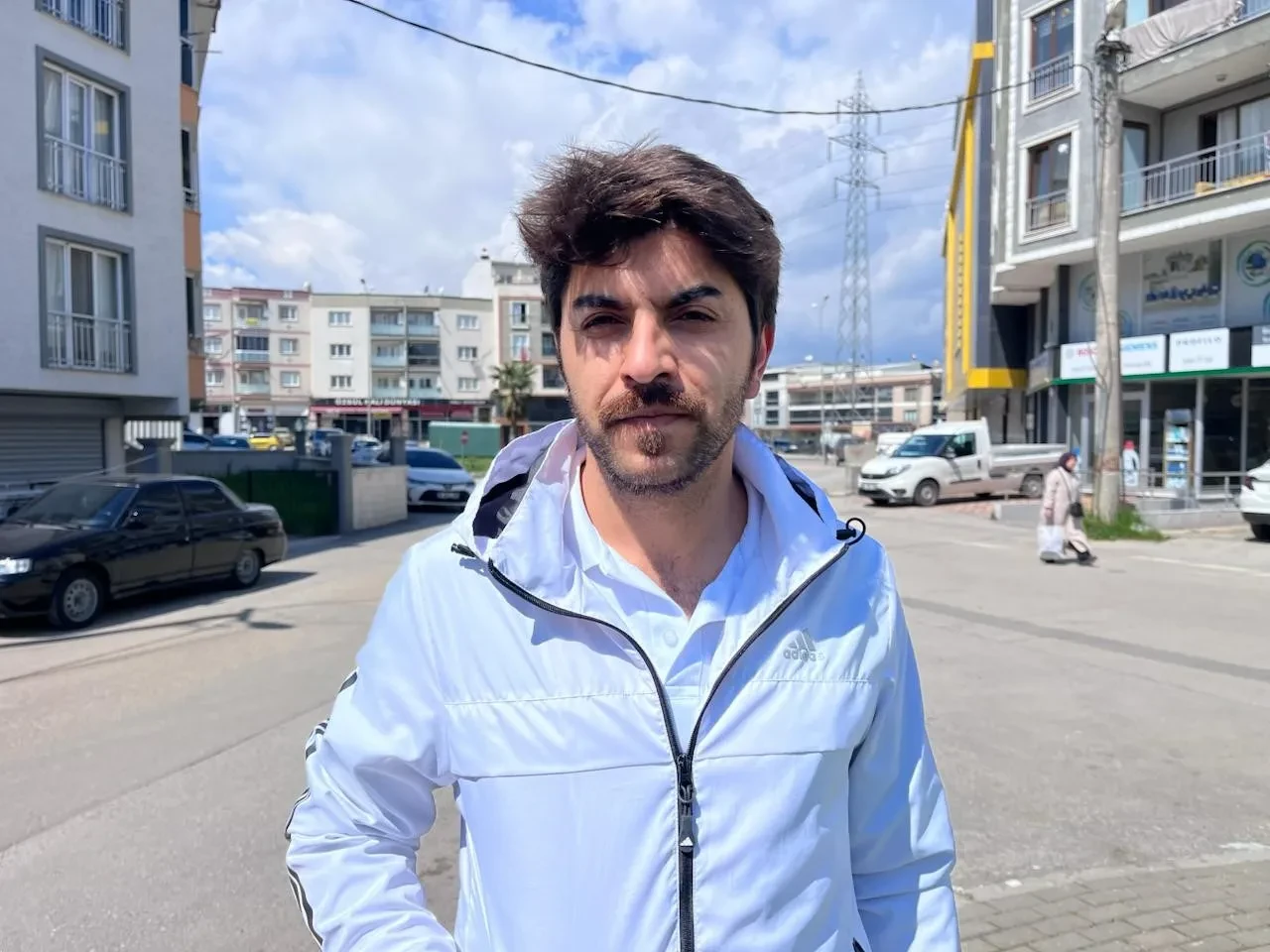 Plakayı okuyamayınca fişe ‘Putin’ yazdı: Ruslar güldü, patron affetmedi